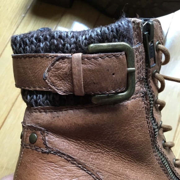 NEW Steve Madden Cognac Lace Up Booties - Picture 3 of 6